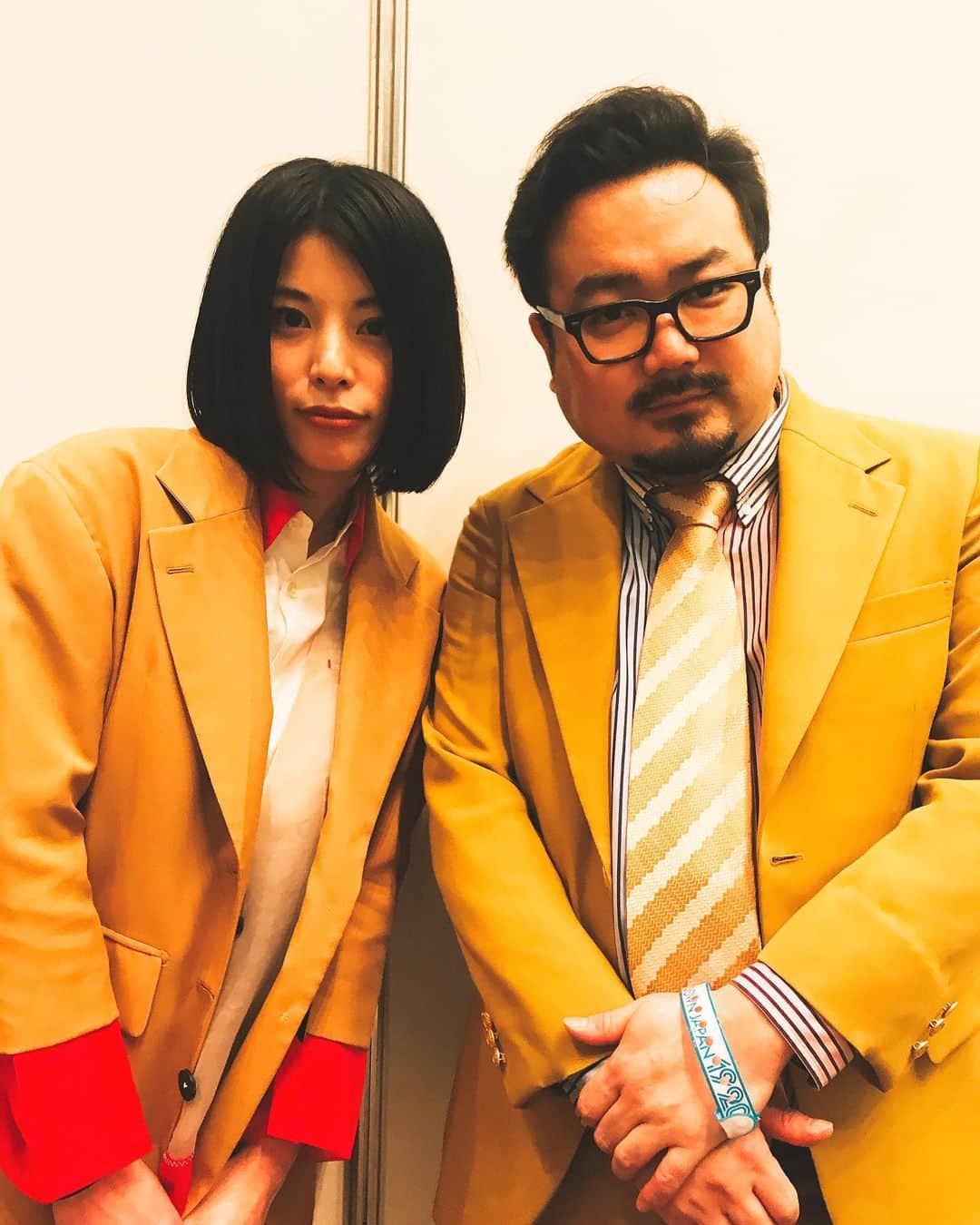 ほな・いこかのインスタグラム：「あけましておめでとうございます。 2020年、張り切って参りましょう。 今年もよろしくね。 課長に彼女ができますように。」