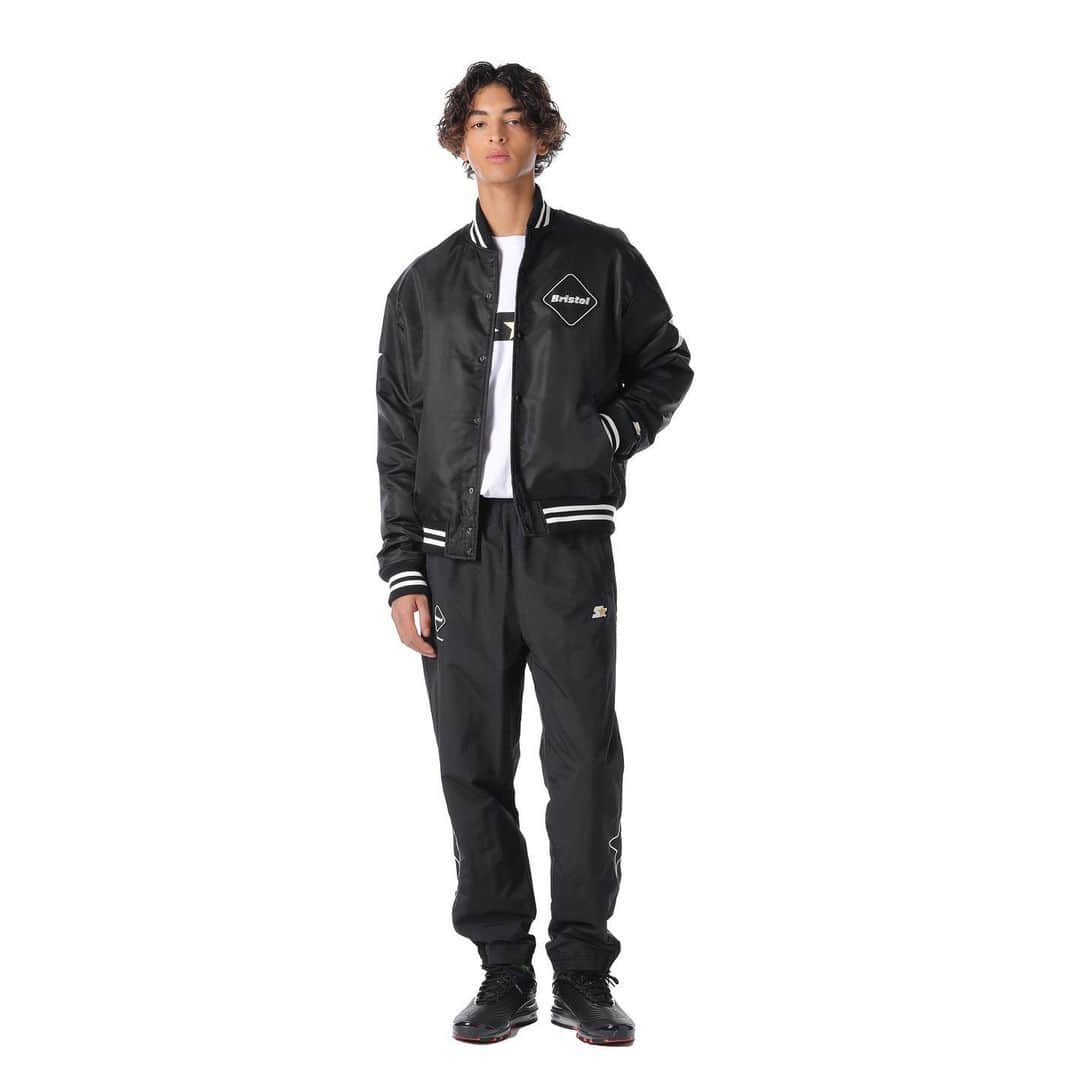 のインスタグラム：「SOPH. 2020 NEW YEAR'S  ITEM ⠀ F.C.R.B. × STARTER BLACK LABEL RELEASE on JANUARY 2 *Available at SOPH. ONLINE STORE on JANUARY 6 ⠀ ・STARTER BLACK LABEL REVERSIBLE STADIUM JACKET : ¥38,000 + TAX ・STARTER BLACK LABEL ANORAK JACKET : ¥26,000 + TAX ・STARTER BLACK LABEL WARM UP PANTS : ¥18,000 + TAX ・STARTER BLACK LABEL BIG TEE : ¥7,500 + TAX ⠀ www.soph.net/shop/ . #SOPH2020_NewyearsItem #FCRB #STARTER #STARTERBLACKLABEL #FCRBxSTARTERBLACKLABEL @starterofficial @starterblklabel  @starterblacklabel.jp」
