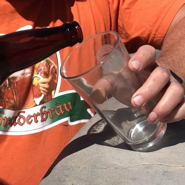 ディーン・ノリスのインスタグラム：「Starting 2020 right! Football and @schraderbrau_bb !!」