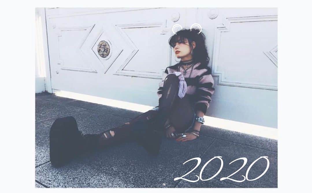 増田愛里菜のインスタグラム：「. 新年あけましておめでとうございます🐭💓🎍 . . . 2020年も大好きな人たちとたくさん笑って、美味しいもの食べて過ごせますように☺️💕💕💕 . . . . さりげなくねずみになってる🐭💘 . #happynewyear #2020 #令和2年 #子年 #休止まであと364日」