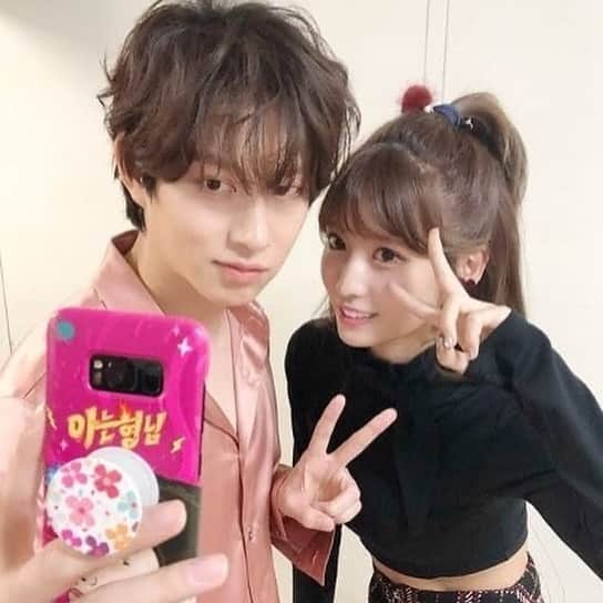 モモさんのインスタグラム写真 - (モモInstagram)「Congrats on finding your happiness, Momo ❤️ i’m happy that with such packed schedules and tiring days you have someone who brings you joy 🥰  Please don’t spread negativity about their relationship anywhere especially since I heard that it’s Heechul’s first relationship that he’s going public with.  In this house, we will protect their relationship. Hate/immature comments will be deleted  #WeLoveYouMomo She is still the Momo we know, nothing much has changed, maybe happier now 🥰  Again, they deserve all the love and support from us ❤️」1月2日 11時51分 - momojype