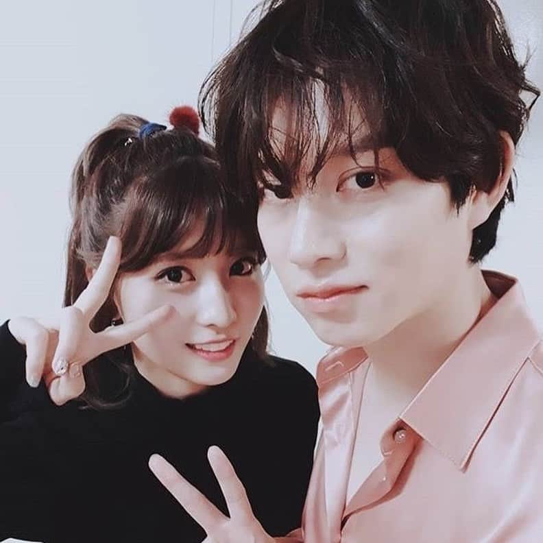 モモさんのインスタグラム写真 - (モモInstagram)「Congrats on finding your happiness, Momo ❤️ i’m happy that with such packed schedules and tiring days you have someone who brings you joy 🥰  Please don’t spread negativity about their relationship anywhere especially since I heard that it’s Heechul’s first relationship that he’s going public with.  In this house, we will protect their relationship. Hate/immature comments will be deleted  #WeLoveYouMomo She is still the Momo we know, nothing much has changed, maybe happier now 🥰  Again, they deserve all the love and support from us ❤️」1月2日 11時51分 - momojype