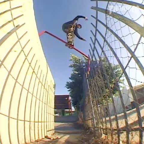 スラッシャーのインスタグラム：「🗣 The Chief! 💀 @jamiethomas as seen in the new @zeroskateboards video DAMN IT ALL 🎞 Now playing on ThrasherMagazine.com 📡」
