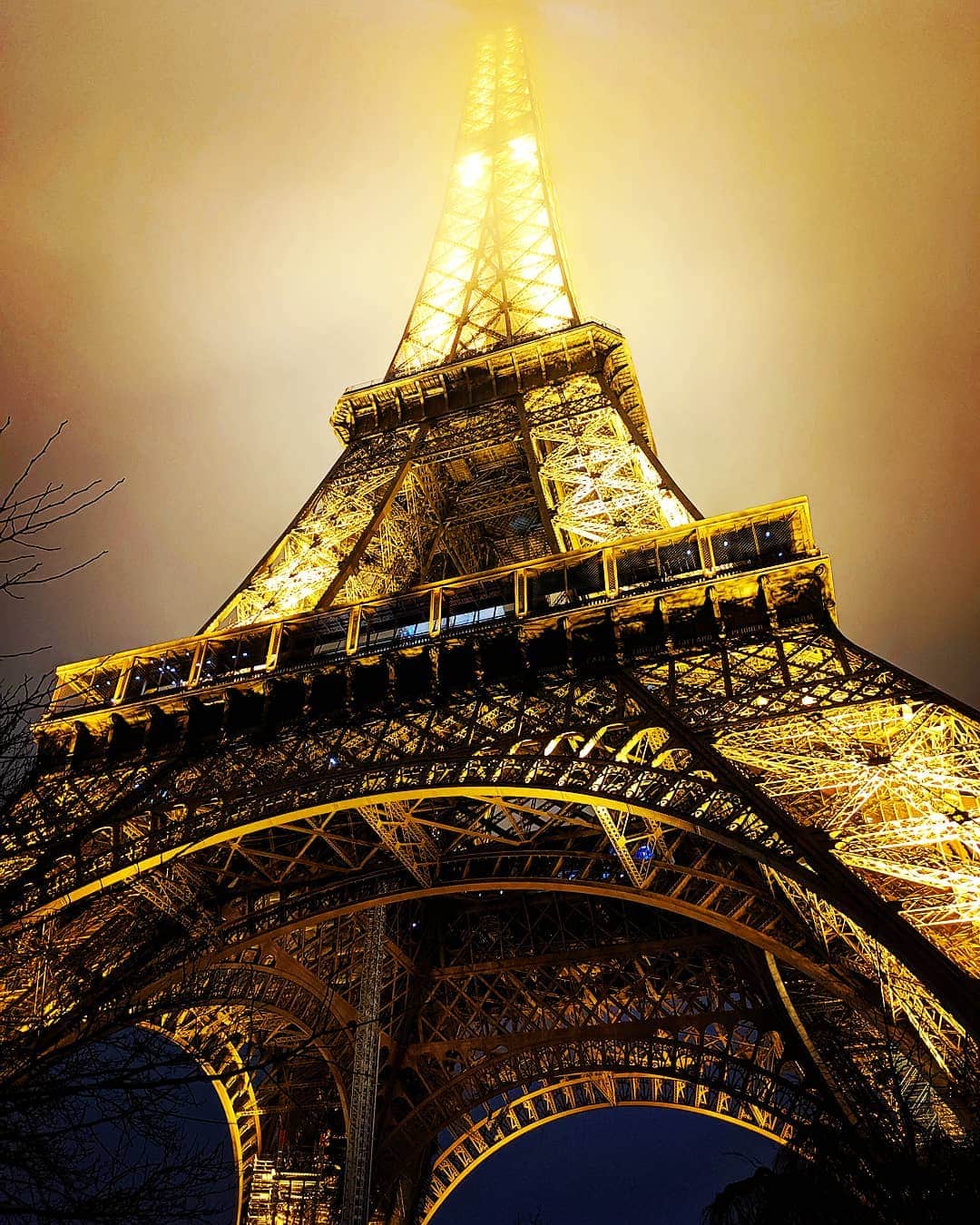 のインスタグラム：「Eiffel Tower🇫🇷 #eiffeltower  #paris  #france  #2020」