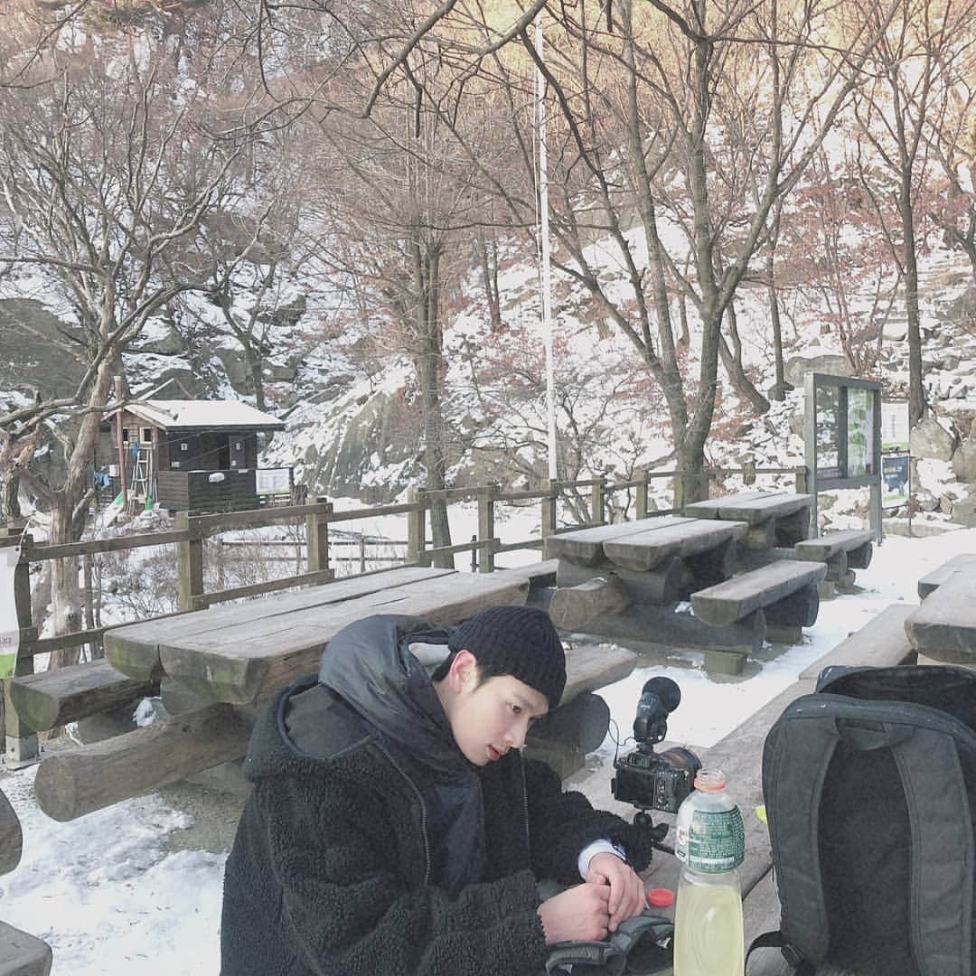 セヨンさんのインスタグラム写真 - (セヨンInstagram)「😐」1月2日 15時14分 - cg_seyoung