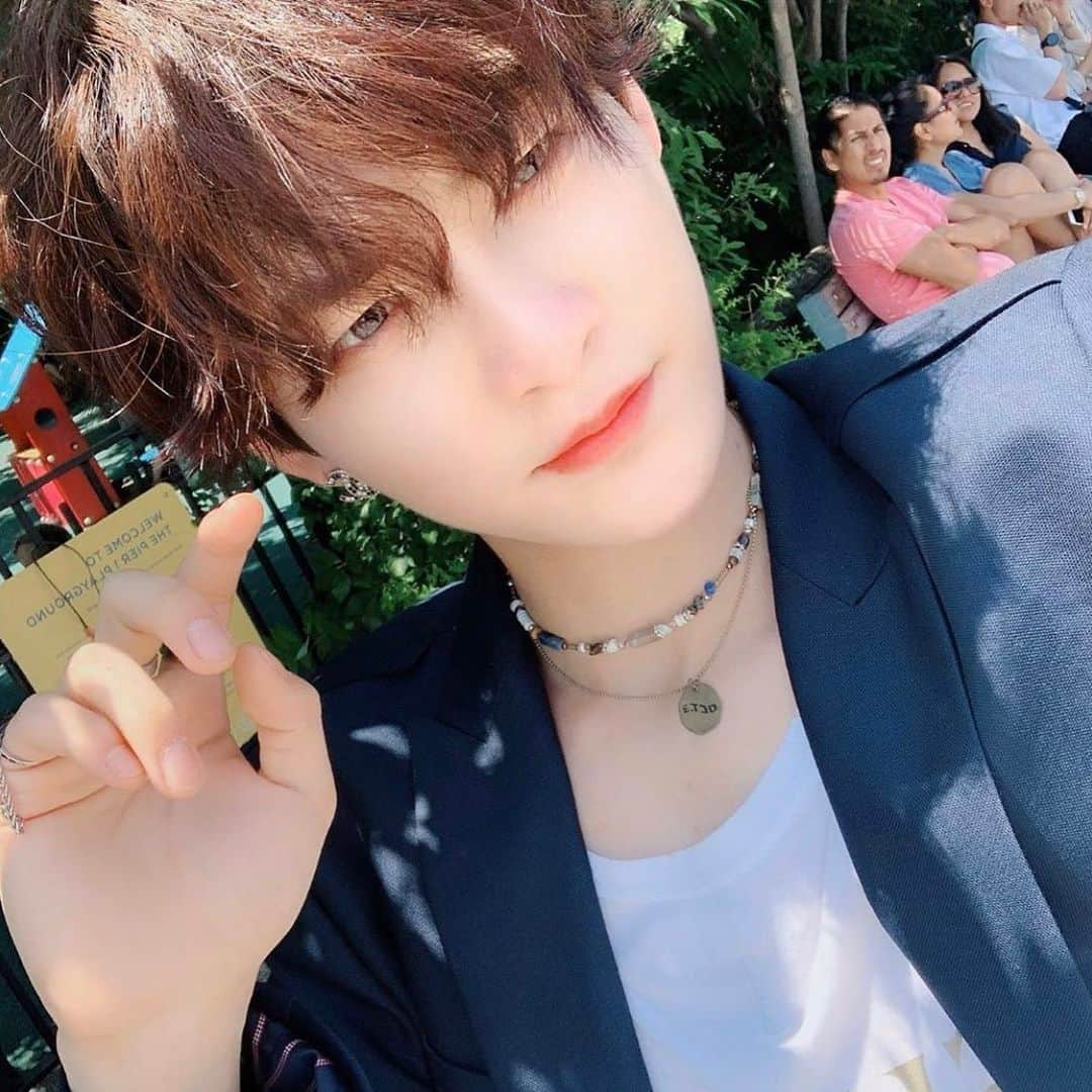 ファルさんのインスタグラム写真 - (ファルInstagram)「[Deleted IG Post] (edit: He reposted it 🤣🙄) _  ___ 《 #theboyz#더보이즈#활#hwall#heohyunjoon #hyunjoon #theboyzhwall#tbz#hwalltheboyz#허현준 》#HYUNJAE #kpopl4l #kpopf4f #Fancam #Fancams #juyeon #chanhee #younghoon #kevinmoon #STRAYKIDS #BTS #Sunwoo #theBoyzQ #kimsunwoo #sangyeon #Kimsunwoo #kconjapan #BloomBloom」1月2日 15時19分 - heohyunjoonhwall