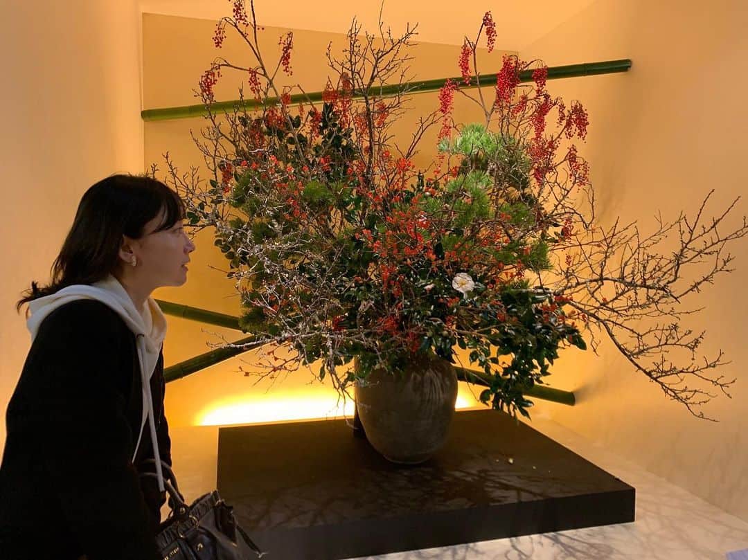 小橋めぐみのインスタグラム：「あけましておめでとうございます🎍🎉 2020年が、皆さまにとって、 素晴らしい年になりますように🌹 今年もよろしくお願いします❤️💛❤️💛」