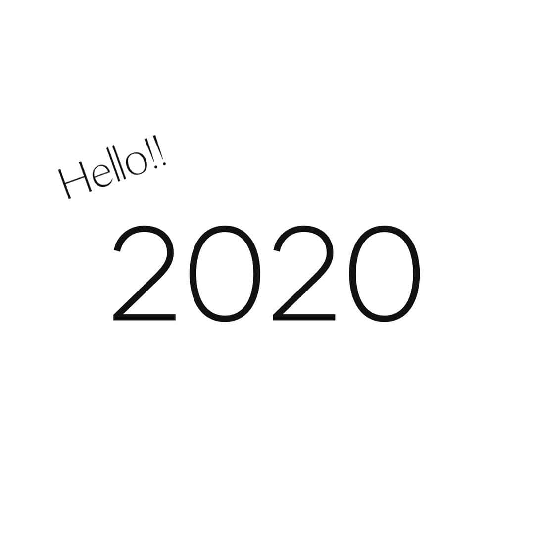 田代裕美恵さんのインスタグラム写真 - (田代裕美恵Instagram)「Hello, 2020🙌🏽🎉 . . . Happy New Year❣️☺️ . . . 今年も宜しくお願いします🥰 . . #今年初投稿 #20200102」1月2日 15時57分 - yumie_