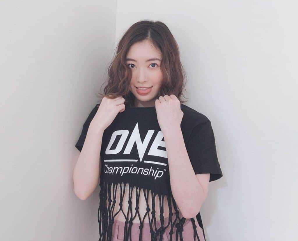 のインスタグラム：「[January 31, 2020] — Matsui Jurina Twitter update.  I'll be going to Abema TV live broadcast😋  eng trans by; arjurina.」