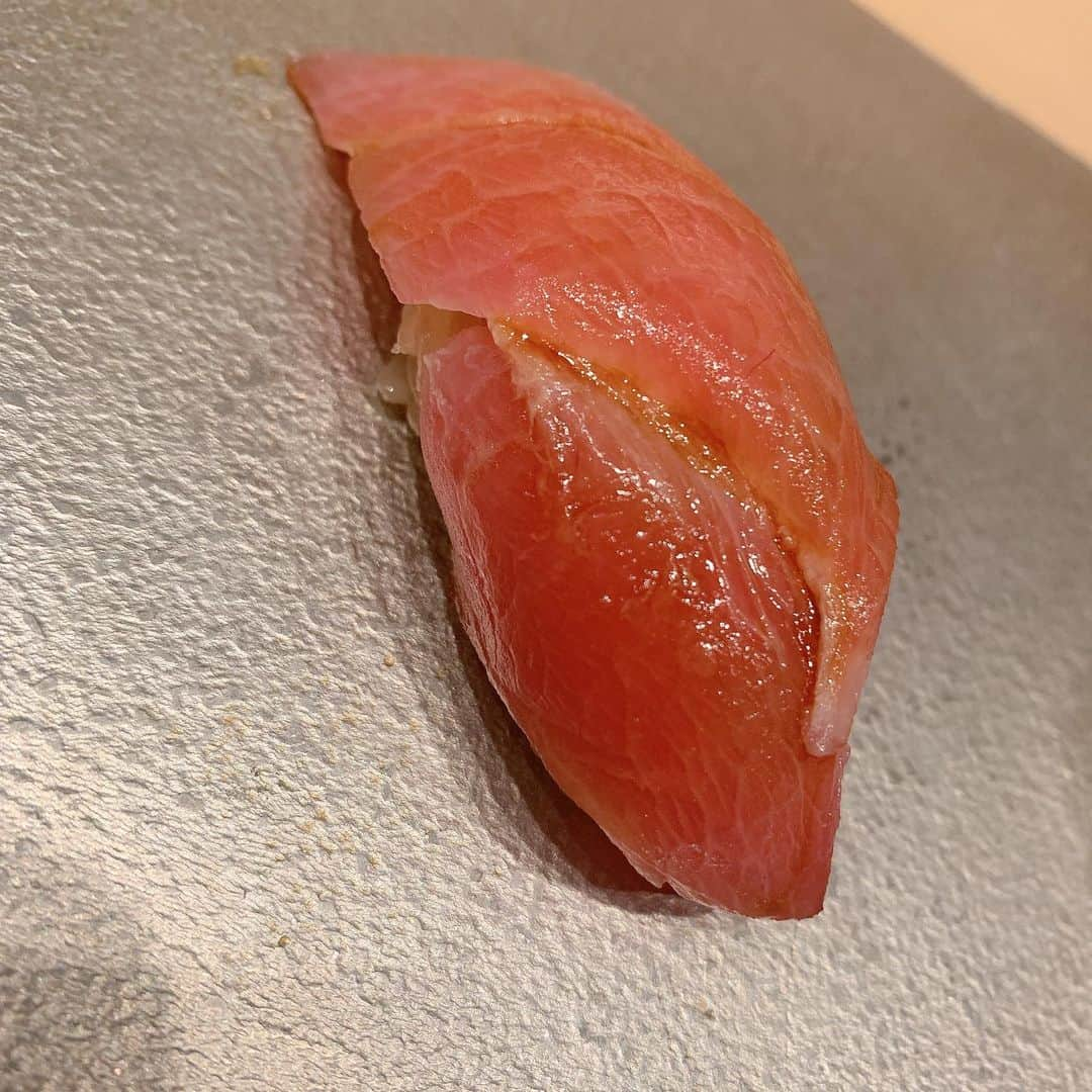 木下ゆうかさんのインスタグラム写真 - (木下ゆうかInstagram)「お寿司！ #sushi #japanesefood  #木下ゆうか  #kinoshitayuka  #木下佑香 #吃貨 #大胃王 #吃貨人生 #吃貨女孩 #吃貨日記」1月31日 19時57分 - yuka_kinoshita_0204