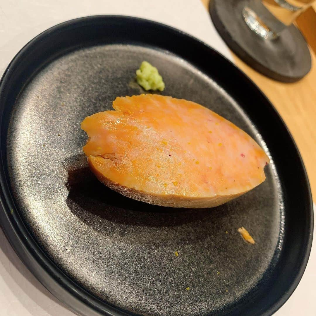 木下ゆうかさんのインスタグラム写真 - (木下ゆうかInstagram)「お寿司！ #sushi #japanesefood  #木下ゆうか  #kinoshitayuka  #木下佑香 #吃貨 #大胃王 #吃貨人生 #吃貨女孩 #吃貨日記」1月31日 19時57分 - yuka_kinoshita_0204