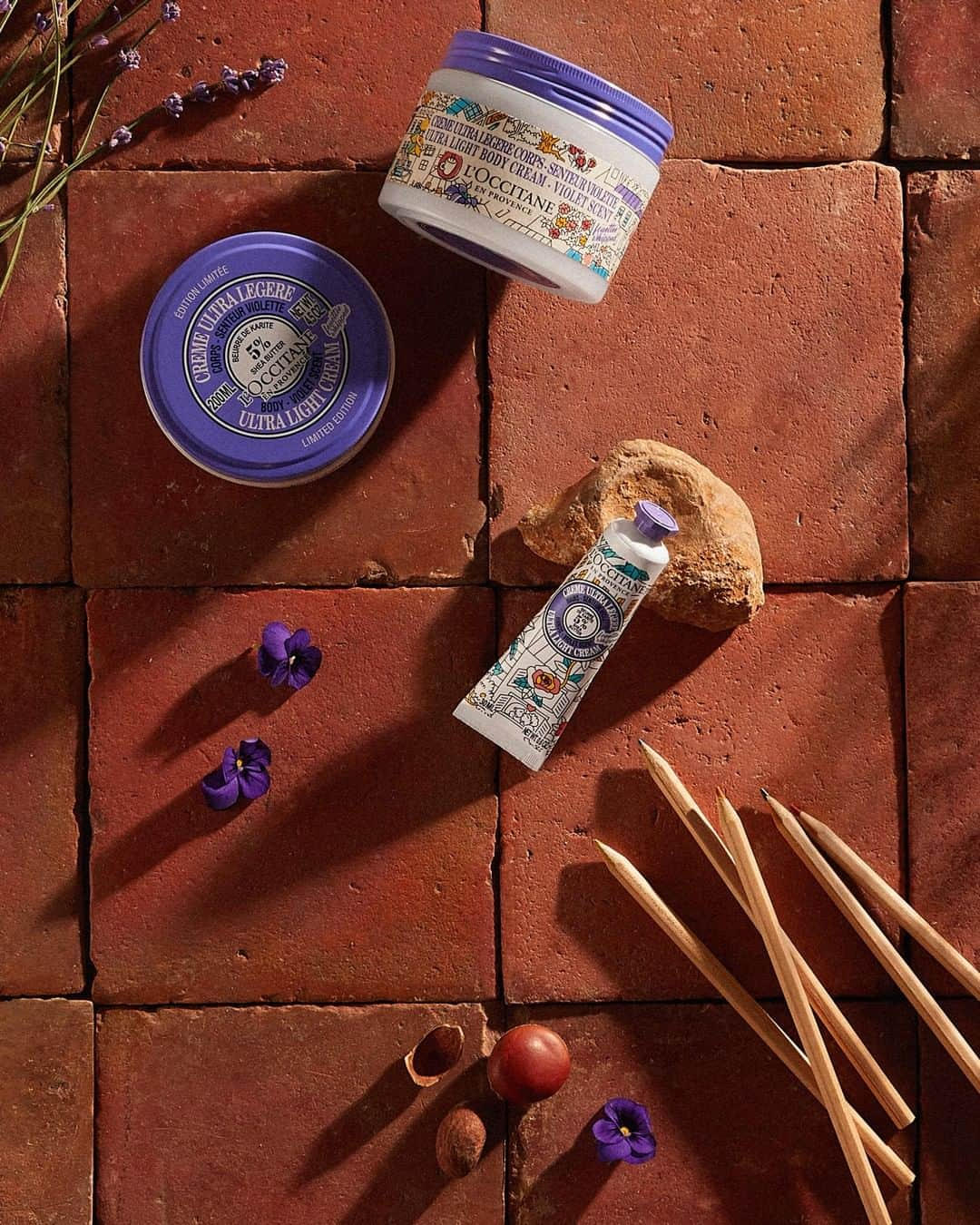 ロクシタンさんのインスタグラム写真 - (ロクシタンInstagram)「***GIVEAWAY*** ⁣Want to win some products from our new Shea limited collection designed by @Omy? Here's what to do: ⁣Color your new Shea limited edition products and take a picture of it. ⁣Post your picture on your feed and mention @LOccitane + #ProvenceEverywhere ⁣ ⁣The giveaway is open until Monday at midnight (GMT +2). Winners will be announced on our Instagram Story on Wednesday the 5th and contacted shortly after. ⁣https://bit.ly/392k3WH ⁣#ProvenceEverywhere #LoccitanexOmy #Contest #LOccitane #Giveaway #Omy #Collection #Color #Picture #Shea ⁣」1月31日 21時00分 - loccitane