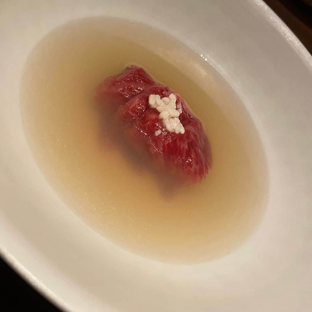 ダイキさんのインスタグラム写真 - (ダイキInstagram)「肉初め。 上質な部位だけを新感覚で味わえるスタイリッシュな焼肉屋さん。 #ushimitsunishiazabu #焼肉」1月31日 21時21分 - daiki_sugiura0619