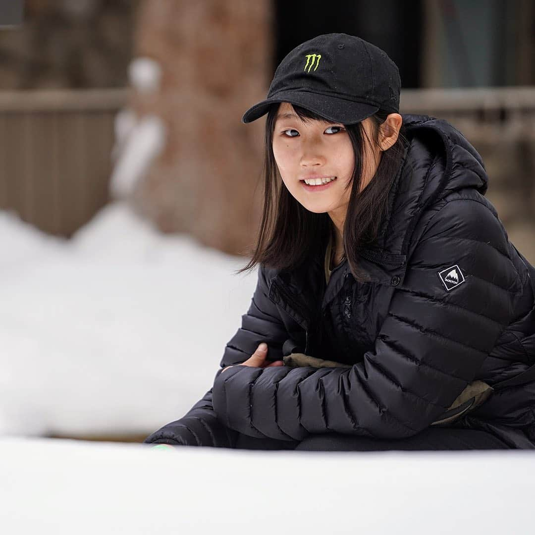 Burton Japanさんのインスタグラム写真 - (Burton JapanInstagram)「あったかダウンでハッピー♪ #Winter2020Burton #DurableGoods」1月31日 12時25分 - burtonjapan