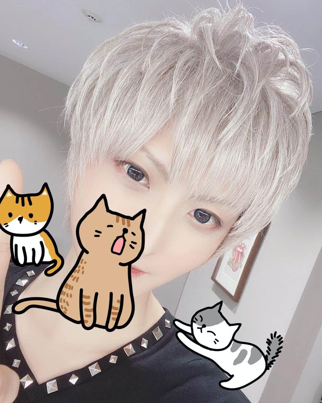 まふまふのインスタグラム：「It's been a while. インスタ更新していくぞーっ　#まふまふ」