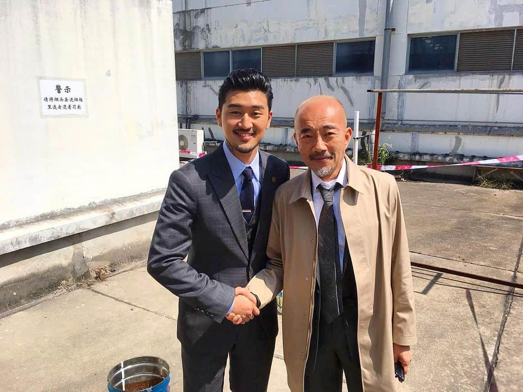 丞威さんのインスタグラム写真 - (丞威Instagram)「大好きな竹中さん😍 With the Japanese Pacino✊🏾 #EnterTheFatDragon #肥龍過江 #燃えよデブゴン #島倉 #遠藤 #日本 #丞威 #竹中直人 #JoeyTee #NaotoTakenaka #takenakanaoto #comedy #fun #film #action」1月31日 13時27分 - joeytee_ybenormol