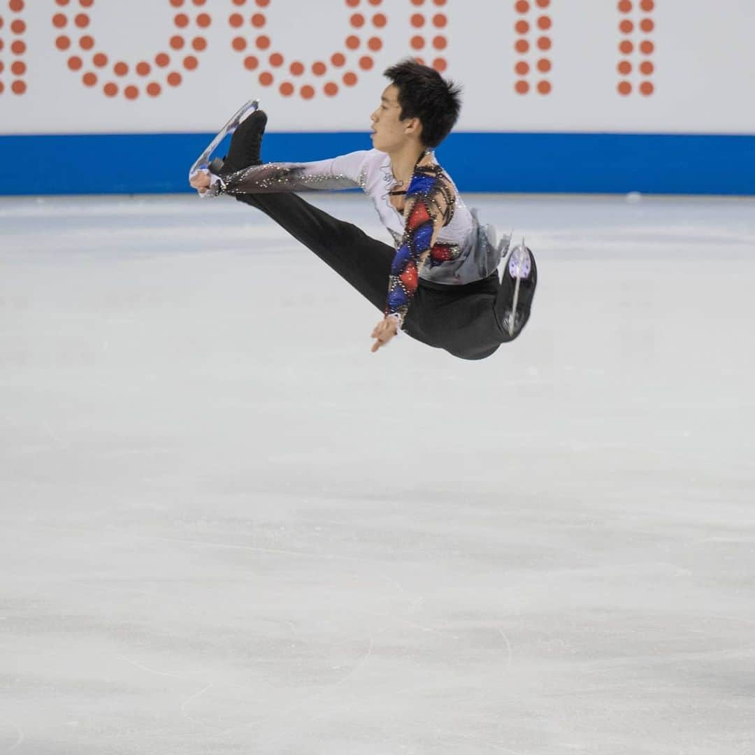 樋渡知樹さんのインスタグラム写真 - (樋渡知樹Instagram)「Thank you to everyone who watched me skate at the National Championships! I really appreciate everyone's support! It has been a rough season for me so I am happy and excited about how I did at this competition! My next step is the 4CC and I hope I can do great on my last competition of the year! Again, thank you to everyone who has been helping me throughout my skating career and I hope everyone enjoyed my skating as much as I enjoyed being on the ice at Nationals. Thank you! 沢山の応援ありがとうございます!今年はあまり良いとは言えない結果ばかりでしたが全米で自分のベストが尽くせて良かったです!次は四大陸選手権へと向かうことになりますが今シーズン最後になるであろう試合なので頑張りたいと思います!これからも応援よろしくお願いします!( ⁎ᵕᴗᵕ⁎ )❤︎」1月31日 13時58分 - tomostar0120