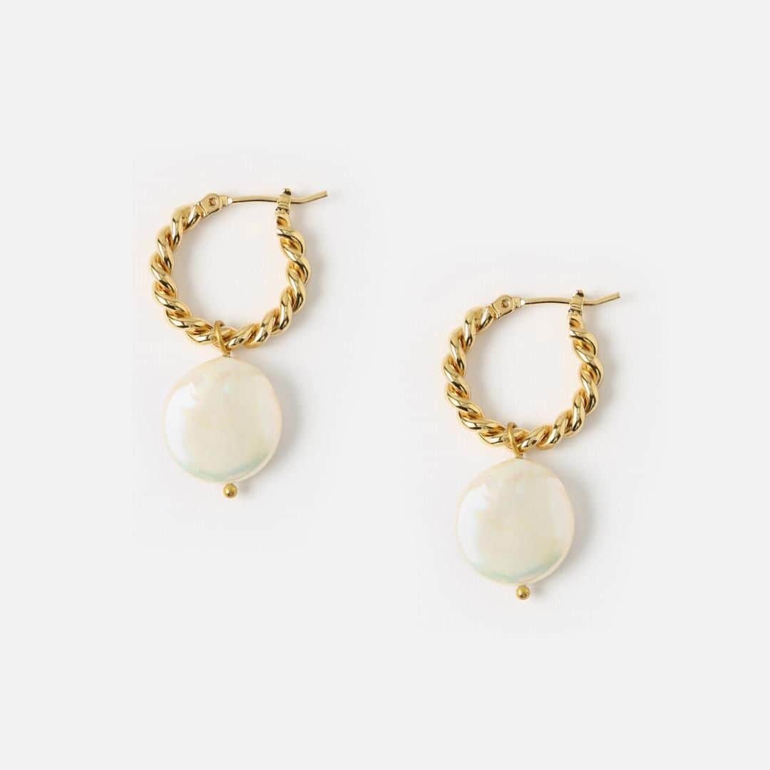 ETHEREAL PEARL HOOPS EARRINGS main image 1