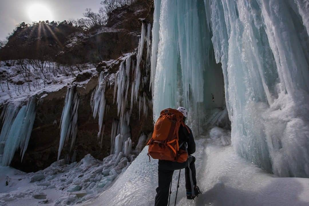 TOBU RAILWAY（東武鉄道）さんのインスタグラム写真 - (TOBU RAILWAY（東武鉄道）Instagram)「. . 🚩Oku-Nikko . . . [The charms of the winter Oku-Nikko] . It takes only 2 hours by train from Asakusa to arrive in Nikko. There is a lot of charm in winter Nikko. For winter activities, we would like to recommend ice trekking. Please check out the URL for the experience note of ice trekking in Nikko. https://www.tobujapantrip.com/en/articles/18.html#utm_source=tobu_facebook&utm_medium=0131 . #nikko #okunikko #tochigi #tobujapantrip #discoverjapan #unknownjapan #asakusa #tokyocool #tokyojapa #jp_gallery #visitjapan #japan_of_insta #art_of_japan #instatravel #japan #instagood #travel_japan #exoloretheworld  #landscape  #nikko_japan #icetrekking」1月31日 15時40分 - tobu_japan_trip