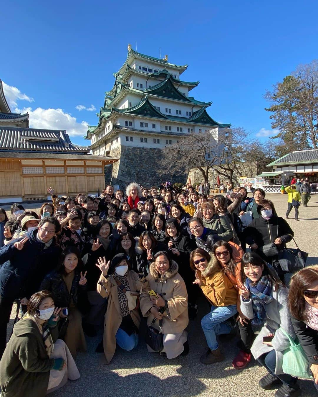 ブライアン・メイさんのインスタグラム写真 - (ブライアン・メイInstagram)「What a lovely view. And we went for a quiet walk to see the castle !!!! (See last picture) Bri XX」1月31日 16時01分 - brianmayforreal