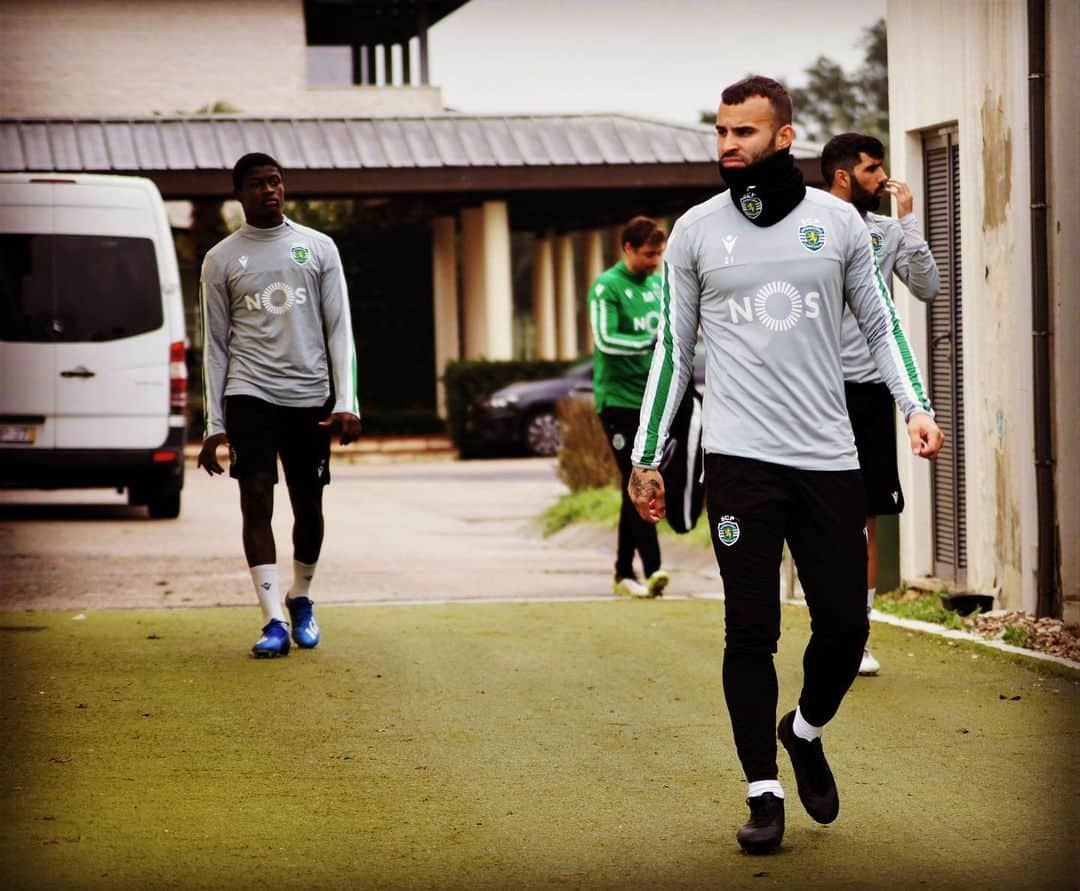 ヘセ・ロドリゲスさんのインスタグラム写真 - (ヘセ・ロドリゲスInstagram)「Entrenamiento⚽️」1月31日 21時40分 - jeserodriguez10