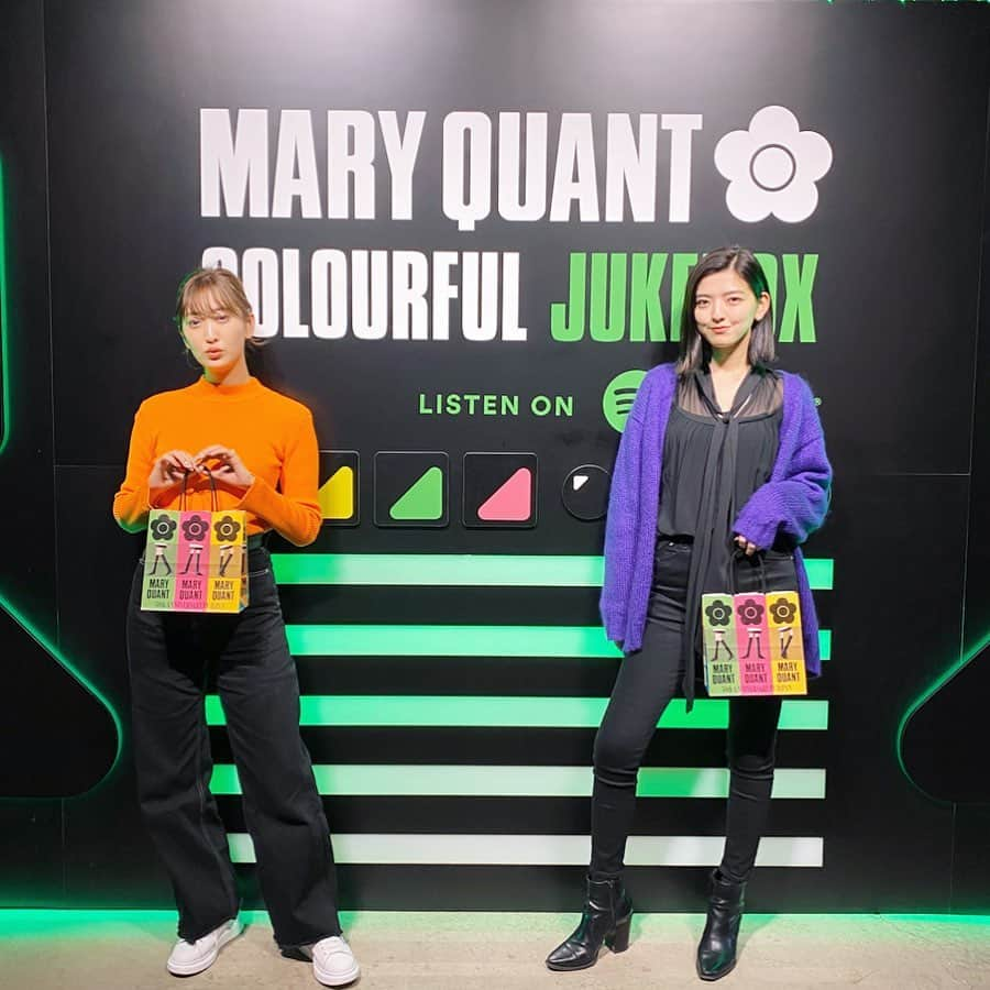 佐達ももこさんのインスタグラム写真 - (佐達ももこInstagram)「MARY QUANT❤️﻿ COLOURFUL JUKEBOX🕺🌟﻿ ﻿ ﻿ 明日発売のアイシャドウ🥰﻿ MARY QUANT EYE OPENER🍭﻿ なんと120色も展開があるの🥺🙏﻿ ﻿ 自分だけのオリジナルパレット﻿ わくわくするね〜🎨🌈﻿ ﻿ 2月1.2日にイベントもあるそうです🙆‍♀️﻿ ﻿ #maryquant#eyeopner#mqevent#colourfuljukebox」1月31日 21時35分 - sadamomodayo