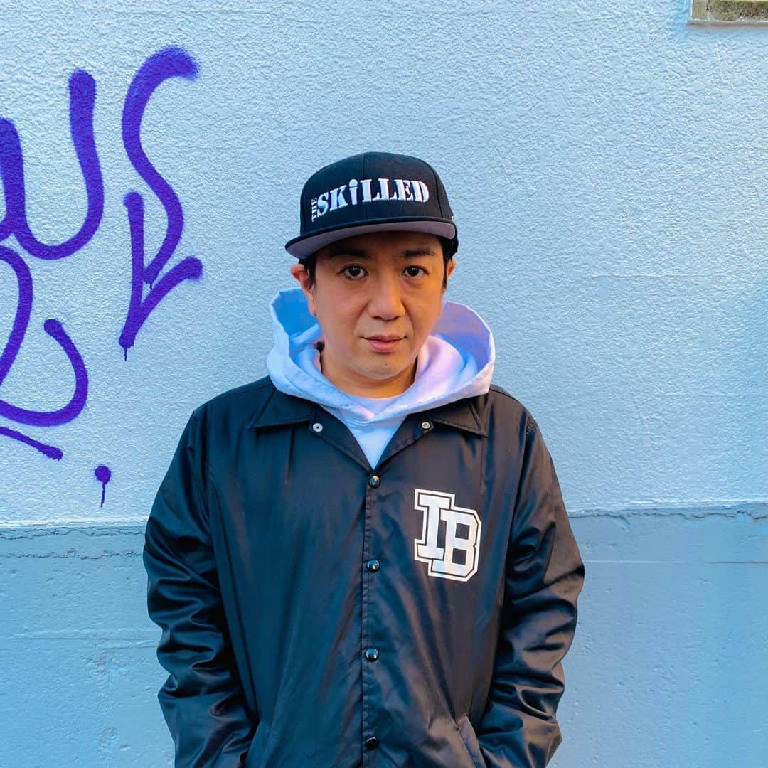 LITTLEのインスタグラム：「今日の俺は韻固いぜ。  LOVE RHYME AWARD 2019 賞金のクラウドファンディング締め切り。目標金額越えありがとうございました！明日ゲスト等もろもろ発表します！ #愛韻 #愛韻家協会 #loverhymeaward  #theskilled #gidding #icebahn」