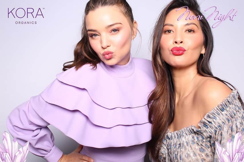 ミランダ・カーさんのインスタグラム写真 - (ミランダ・カーInstagram)「Noni Night Launch Party ✨💜✨ @koraorganics #glowtosleep」1月31日 17時31分 - mirandakerr