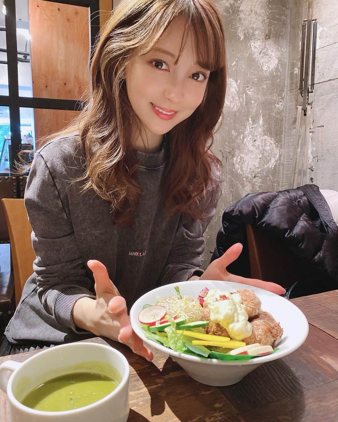麻亜里のグルメインスタ