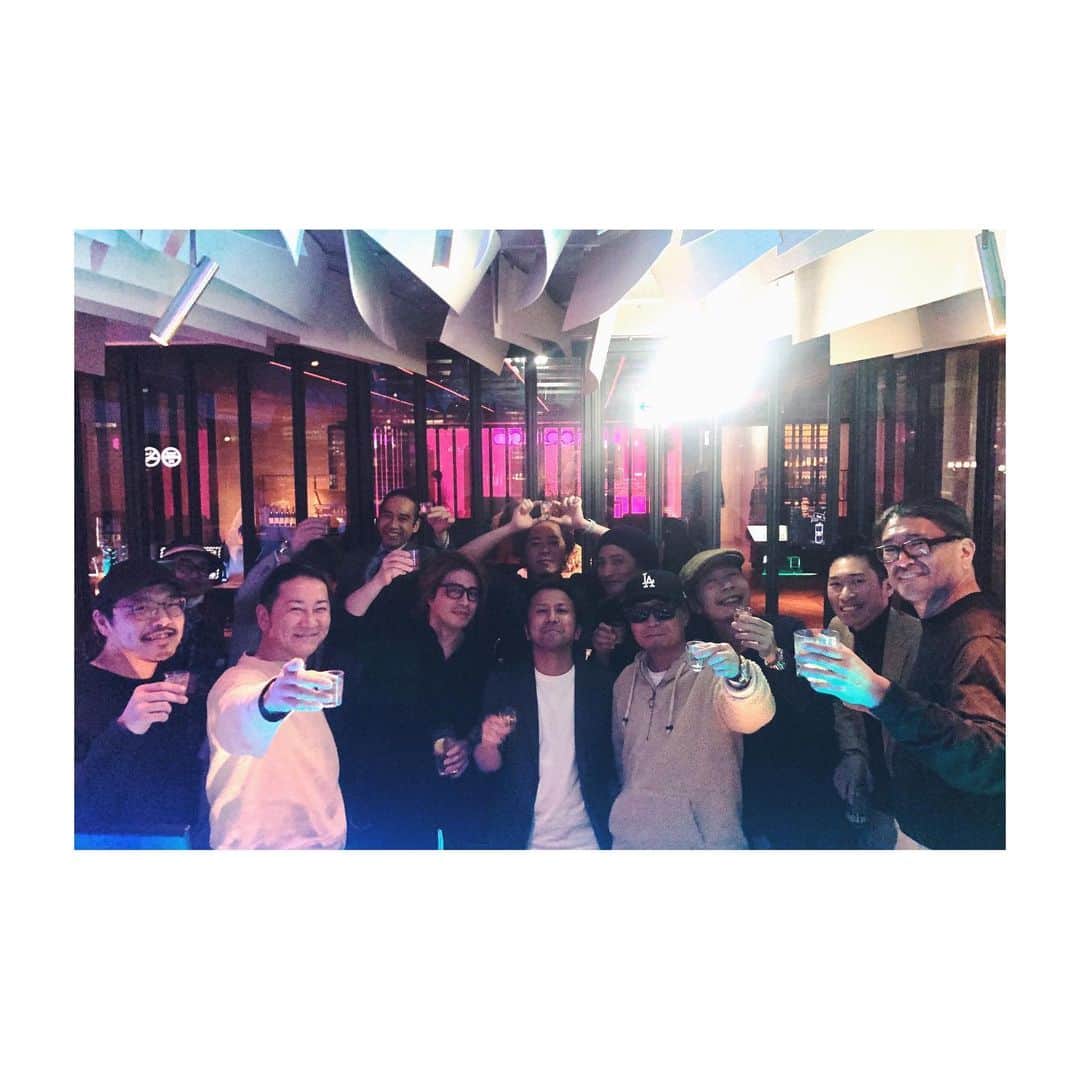 DJ PMXさんのインスタグラム写真 - (DJ PMXInstagram)「昨夜のMIMOSA at PLUSTOKYO銀座  #mimosa #plustokyo #東京 #銀座 #locohama #90smusic」1月31日 18時11分 - djpmx_locohama