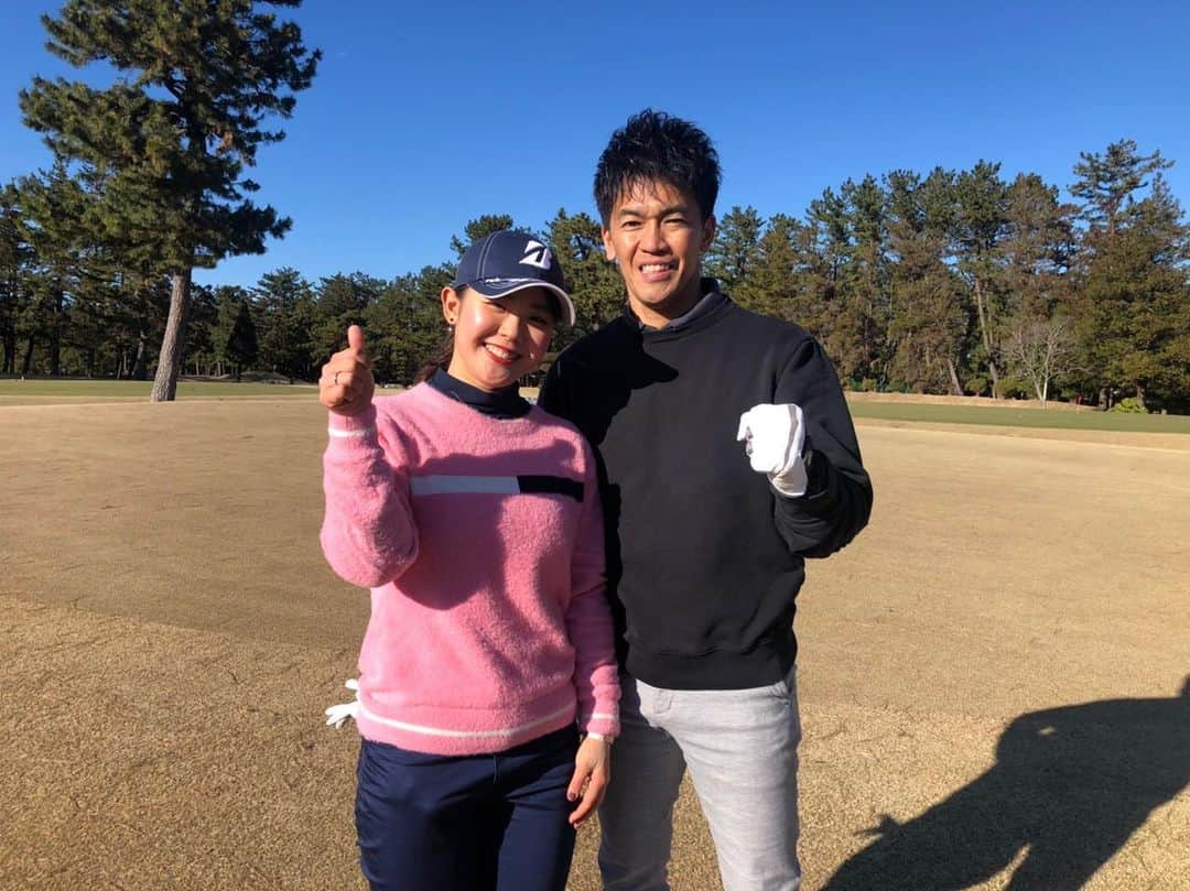 吉田有里さんのインスタグラム写真 - (吉田有里Instagram)「今日は　@sosotakei さんとゴルフ雑誌「ワッグル」の撮影でした✨👍 3/21発売です‼️是非手に取って見てみてください👀 ・ ・ #ワッグル」1月31日 18時24分 - yuri_yoshida__