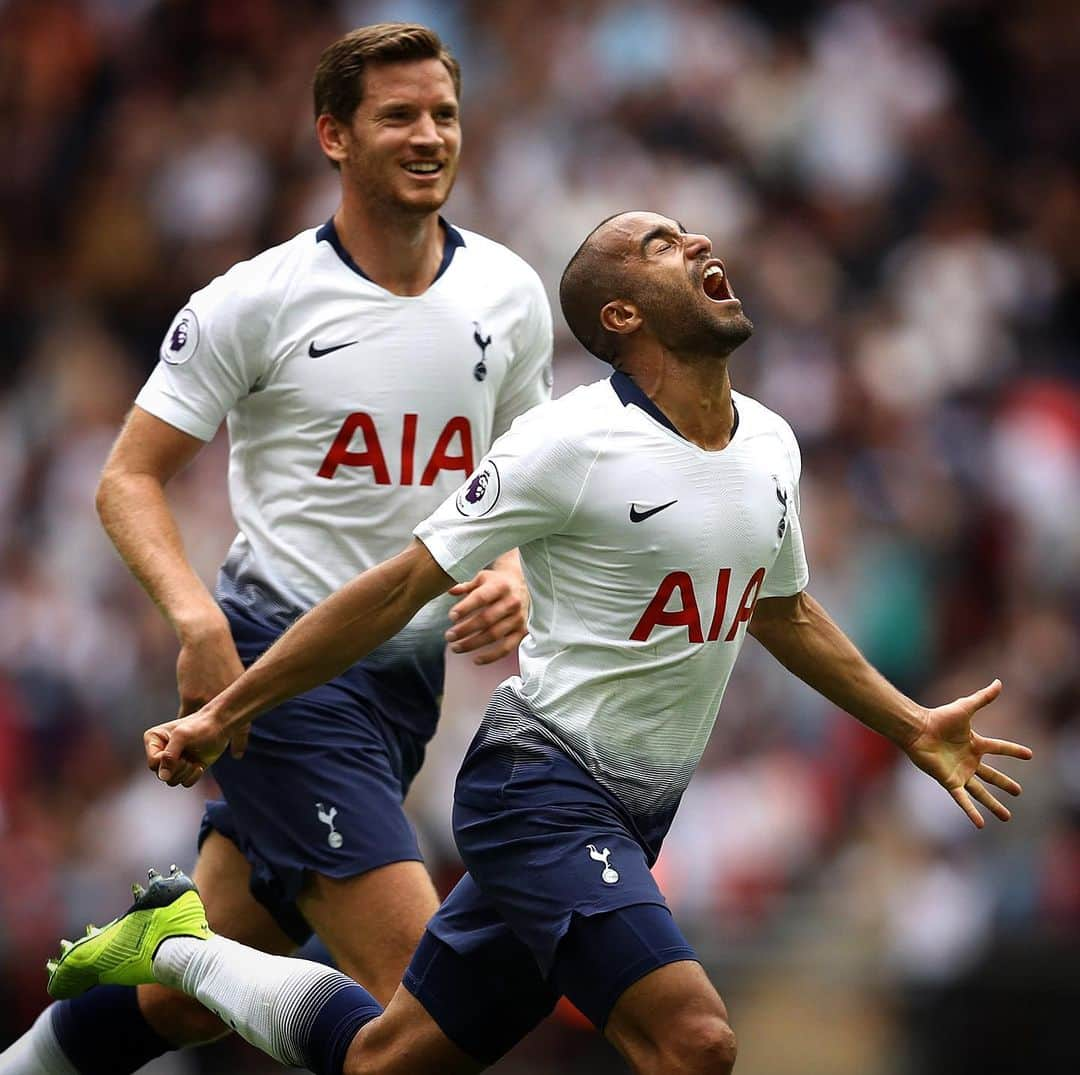 トッテナム・ホットスパーFCさんのインスタグラム写真 - (トッテナム・ホットスパーFCInstagram)「2️⃣ years of @lucasmoura7! 🇧🇷 #COYS #THFC」1月31日 18時25分 - spursofficial