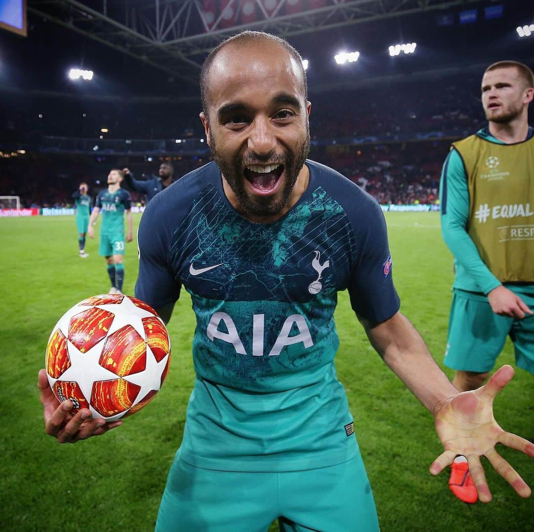 トッテナム・ホットスパーFCさんのインスタグラム写真 - (トッテナム・ホットスパーFCInstagram)「2️⃣ years of @lucasmoura7! 🇧🇷 #COYS #THFC」1月31日 18時25分 - spursofficial