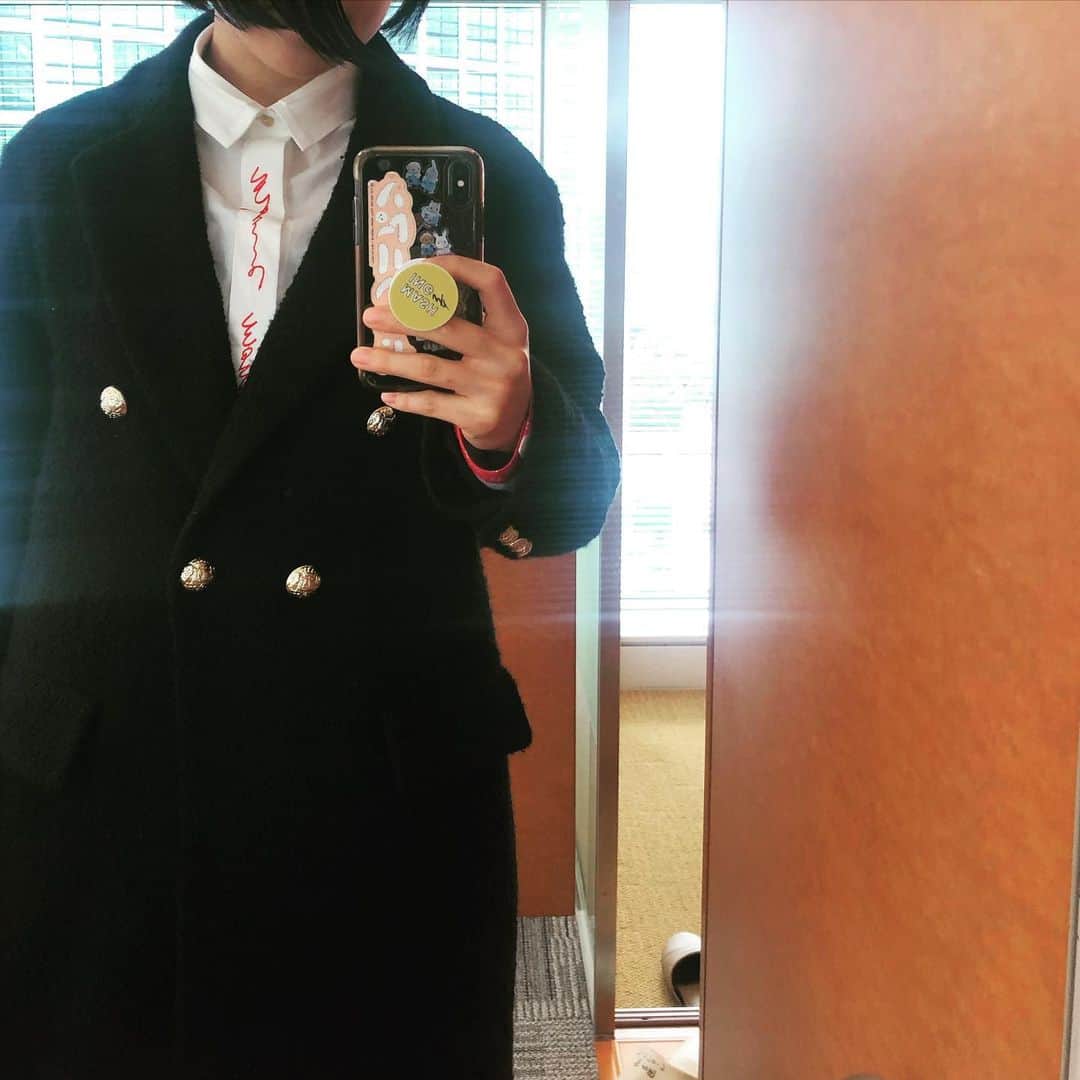 犬山紙子さんのインスタグラム写真 - (犬山紙子Instagram)「スッキリありがとうございました😊 衣装気に入ってるので写真。 いまから 『日本ジェスチャー協会・第１回お正月杯』に。 何故私がジェスチャー？でもめちゃくちゃ面白そうです #スカロケ #やしろ本部長」1月31日 18時52分 - inuyamakamiko