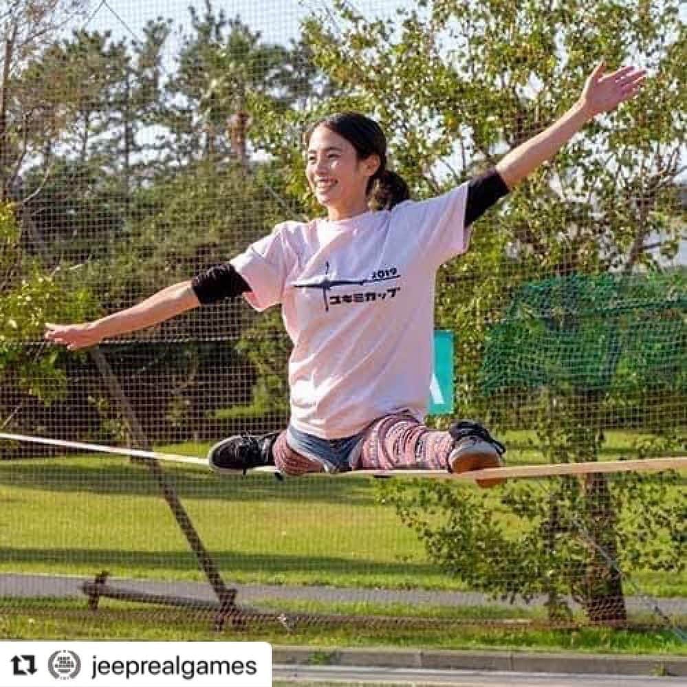 福田恭巳のインスタグラム：「この度「Jeep Real Games」の アンバサダーに就任しました！！ アンバサダーになれてとても嬉しいです❤️ 絶対楽しい！わくわくしかない⭐️ 精一杯頑張ります！！ #Repost @jeeprealgames with @make_repost ・・・ 【 Jeep Real Games ＜Slackline＞のメンターに福田 恭巳さんが就任！】 細いベルトの上でバランスを取りながらさまざまな技を披露するSlackline（スラックライン）。今回、2011年～2015年の日本オープンスラックライン選手権で5連覇を達成し、2013年のスラックライン世界ランキングで女子1位にも輝いたスラックラインライダー福田 恭巳さんがJeep Real Gamesのメンターに就任されました！  #JeepRealGames #ThePowerofReal #Slackline #スラックライン #福田恭巳」