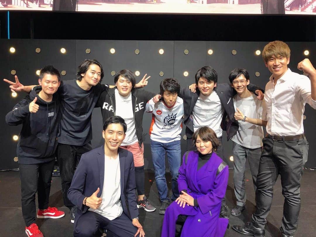 砂川信哉のインスタグラム：「RAGE Shadowverse 2020！！ 初日は選手として参加して、2日目はステージに登壇させていただきました。好きなゲームのイベントにこうして呼んでいただけて嬉しいね。」