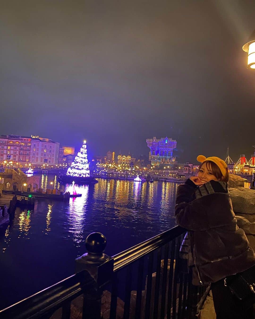 のインスタグラム：「いきたいなー❤️❤️❤️ #disney #disneysea #行きたい病 #今はシーに行きたい気分」