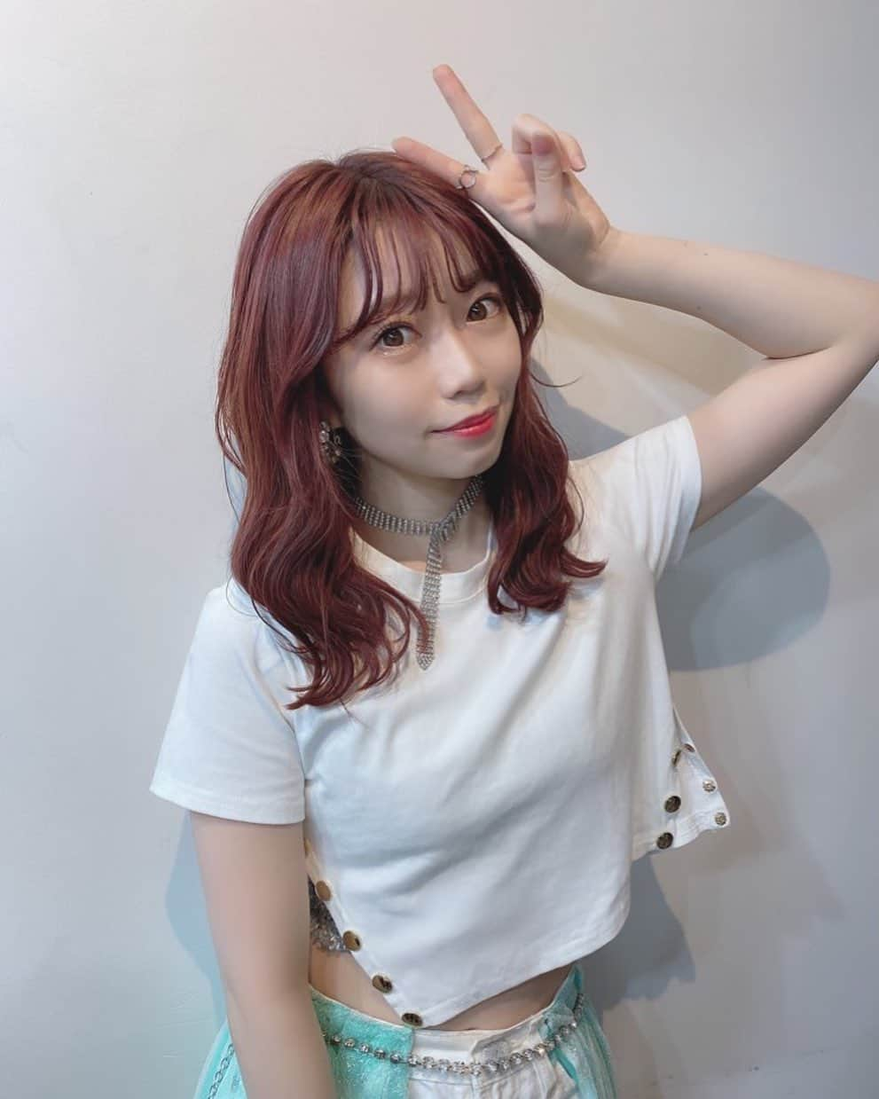 柏元萌華さんのインスタグラム写真 - (柏元萌華Instagram)「🍒💗 . #newhair #hairstyle #haircolor  #cherrycolor #チェリーカラー#ヘアスタイル」1月27日 22時56分 - moepiii3_k