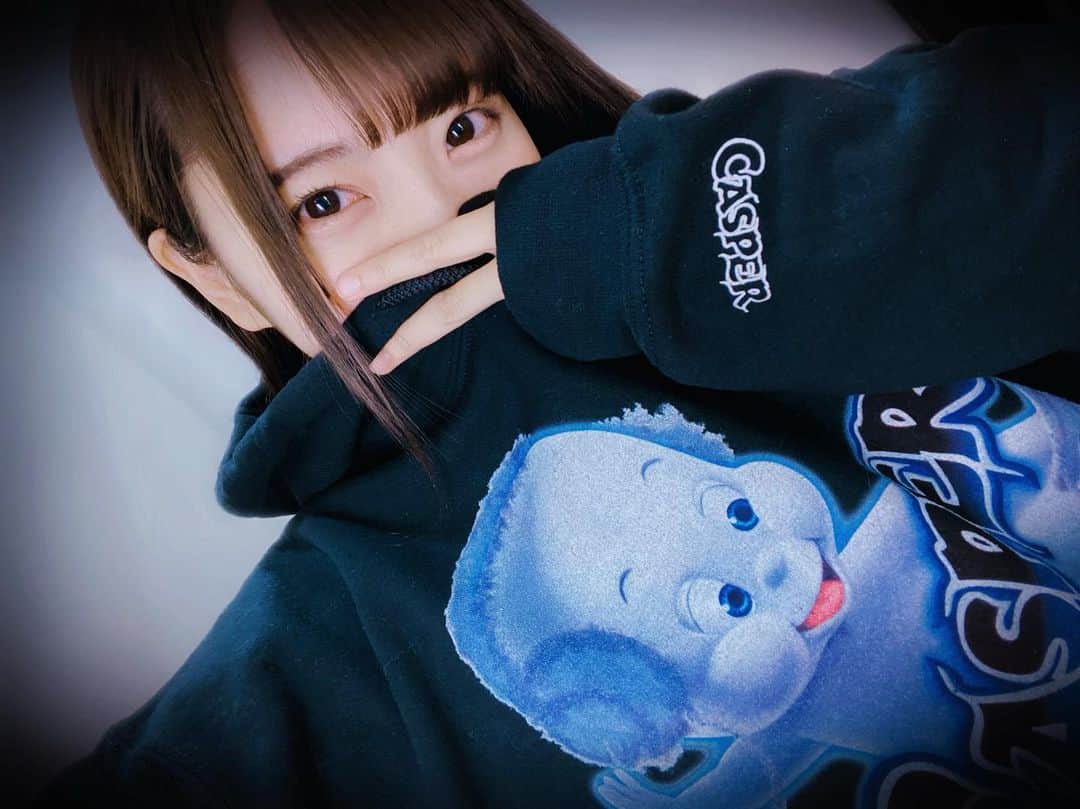 月野もあのインスタグラム：「💜 キャスパー×MILKBOY  #コーデ #パーカー #casper #milkboy」