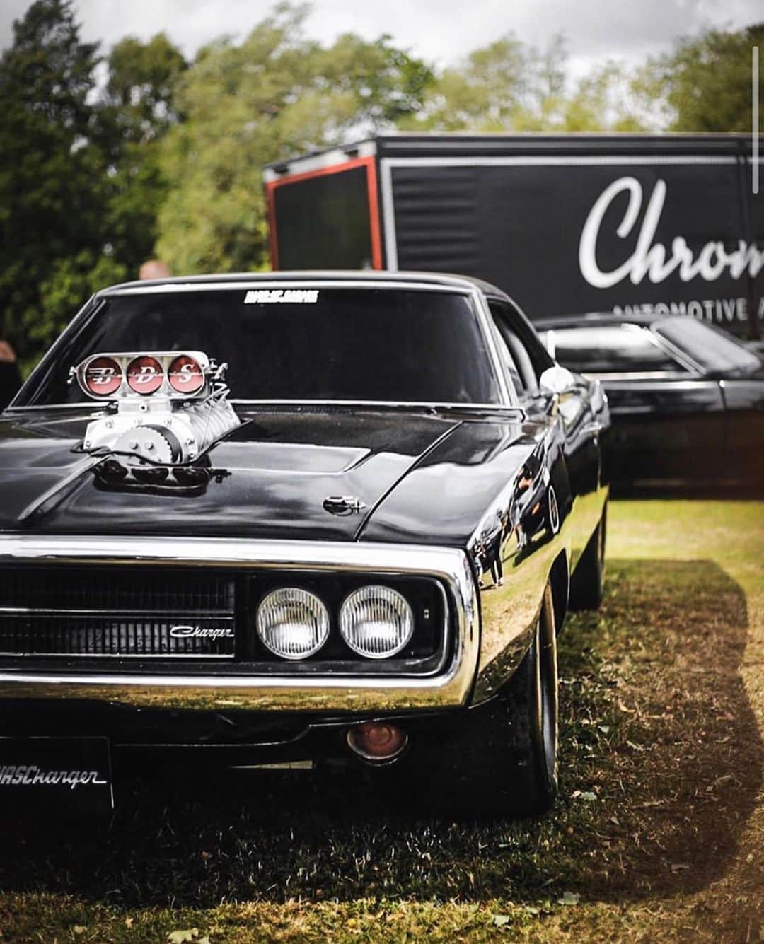 Classics Dailyさんのインスタグラム写真 - (Classics DailyInstagram)「One of the greatest movie cars  ever to hit the screen - Doms Charger  _ Creds: @chromecars.de  _ #ff1 #fastandfurious #domscharger #americanmuscle #classiccar #mopar #musclecar #dodge」1月27日 23時30分 - classicsdaily