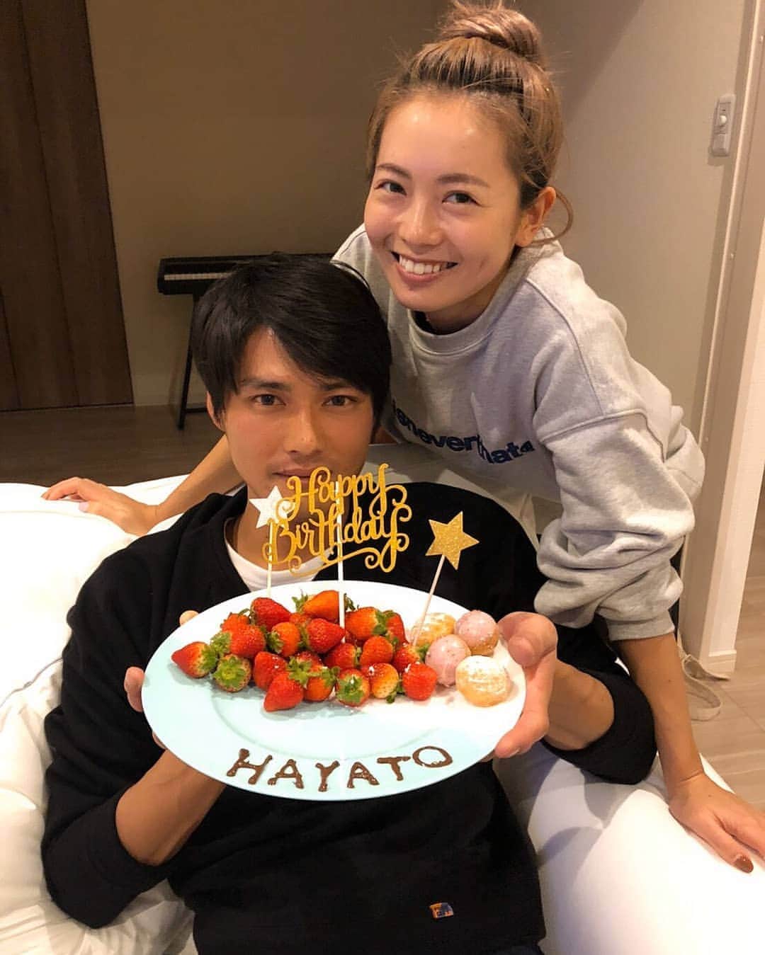 寺島速人さんのインスタグラム写真 - (寺島速人Instagram)「Birthday 33th. 初めて夫婦で過ごす誕生日 33歳、今年も挑戦！」1月28日 0時05分 - hayato_terashima