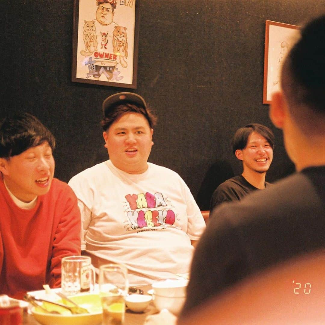 らぶおじさんさんのインスタグラム写真 - (らぶおじさんInstagram)「真べぇさんの誕生日会 相変わらず人集まりすぎ！ 笑った〜∈(*´┏ｴ┓｀*)∋」1月27日 16時01分 - zettailoveojisan