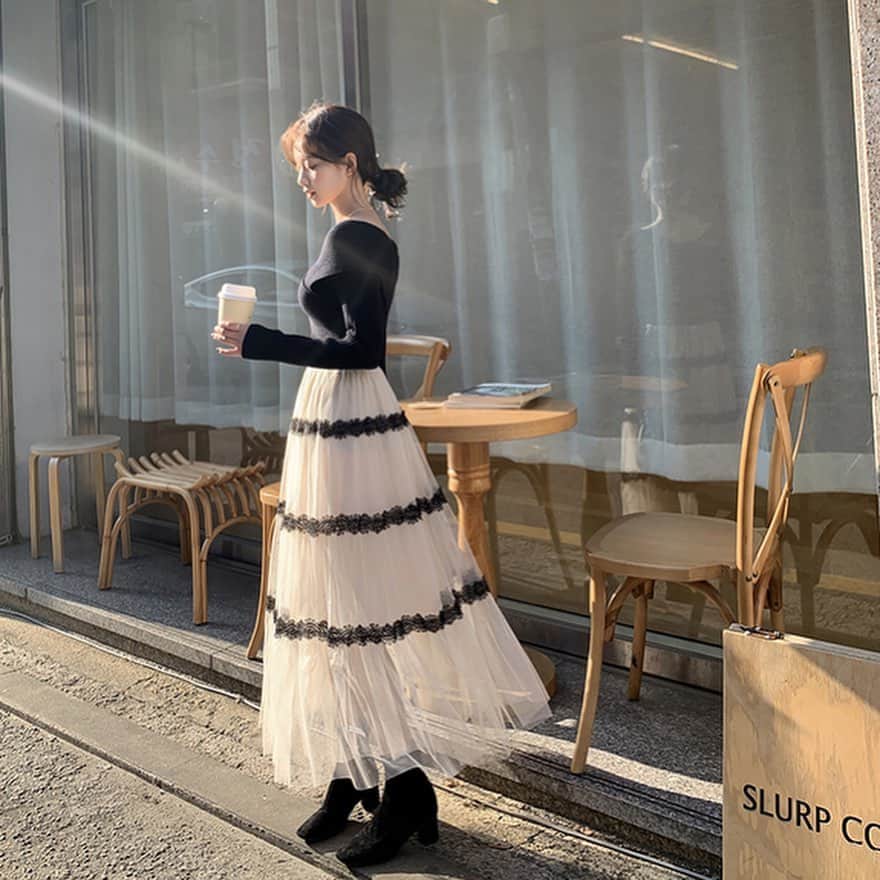 Chuuのインスタグラム：「남은 연휴 의미있게 보내세요💕💕 #chuuseoul」
