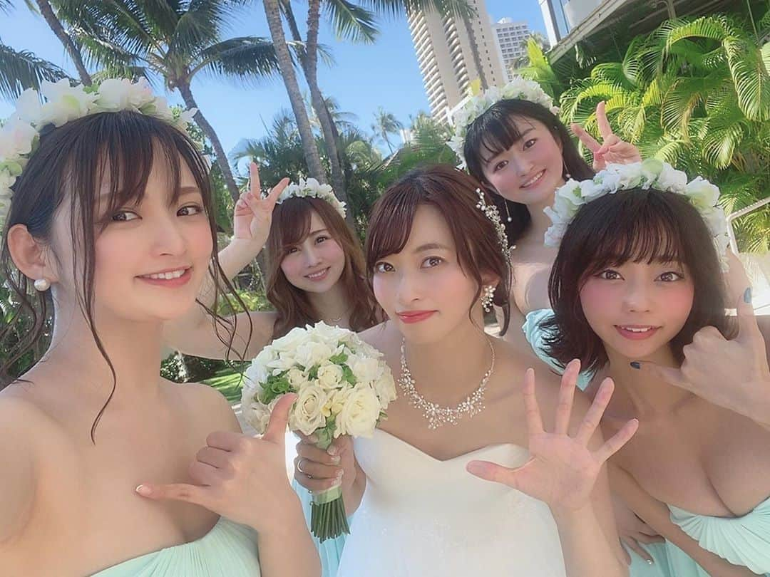 倉持由香さんのインスタグラム写真 - (倉持由香Instagram)「吉田山、咲ちゃん、あおみん、まいまいにブライズメイドをやって頂きました☺️💕おかげで華やかな式に…！！！！本当にありがとう！  #ウエディング #ブライズメイド #モアナチャペル」1月27日 16時21分 - yukakuramoti