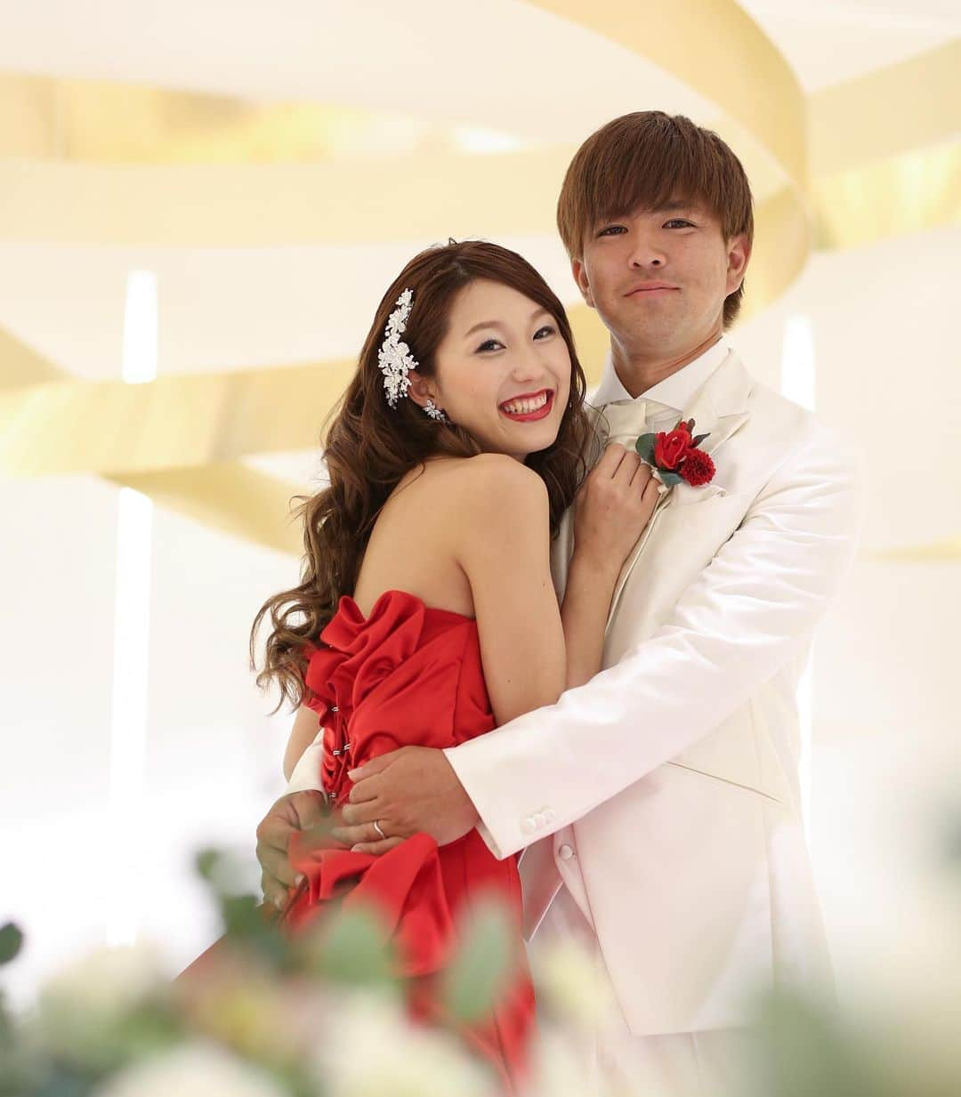 【公式】小さな結婚式さんのインスタグラム写真 - (【公式】小さな結婚式Instagram)「@petit.wedding をフォローしてね♩ #小さな結婚式 をつけてのお写真投稿も大歓迎です♡ こちらの公式IGでリグラムさせていただきます＊ . おふたりの元に舞い降りた 小さな天使たち♡ お子様を育てながら 準備期間をかけずに結婚式を迎えたい 新郎新婦のおふたりのサポートも お任せくださいね❄ . . >>#小さな結婚式大宮店 . ——————— #小さな結婚式 #petitwedding #前撮り #結婚式 #プレ花嫁 #卒花 #アットホーム #少人数 #家族婚 #少人数結婚式 #ウェディング #ウェディングドレス #wedding #bridal #weddingdress #花嫁 #結婚式準備 #式場探し #日本中のプレ花嫁さまと繋がりたい #結婚式の思い出に浸る会 #結婚準備 #リングガール #バージンロード #家族フォト #関東花嫁 #家族写真」1月27日 17時36分 - petit.wedding