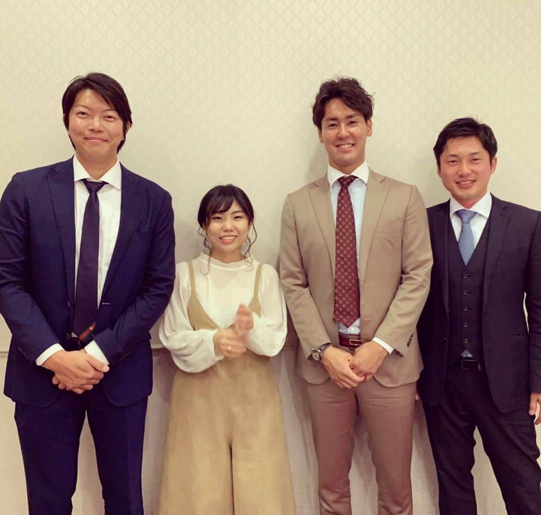 森雄大のインスタグラム：「昨日はお世話になっている方々の協力のもと自分の激励会をして頂きました！  歌手の山田祥子さんにも歌を歌っていただきとても素晴らしい会になりました。  長谷部さん、戸村さんにも来て頂き、その他にもたくさんの方々に激励のお言葉頂きました！  2月1日のキャンプはリハビリ組からのスタートになりますが、自分のためだけではなく応援してくださる方たちのためにも頑張りたいと思います！  あとトムさんインスタはじめました！ みなさんフォローよろしくお願いします^_^」