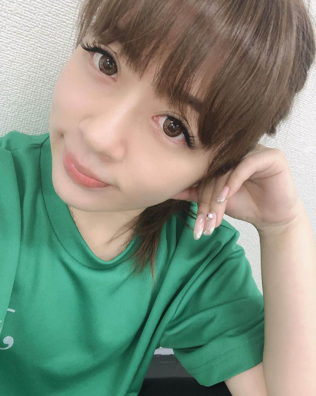 のインスタグラム：「久しぶりのトレーニング🏋️‍♀️ 筋力落ちるから最低週1はトレーニングしてもらわないと🥺  無理せず楽しくをモットーに😍  #jewelbodymake #ジュエルボディメイク #池袋東口 #パーソナルトレーニング #筋トレ #トレーニング #personaltraining #プロテイン #体づくり」
