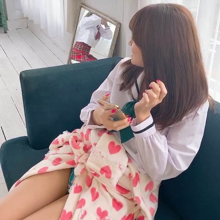 HOSHINOのインスタグラム：「🤦‍♀️🤦‍♀️💦💦#グラビア#撮影#セーラー#制服」