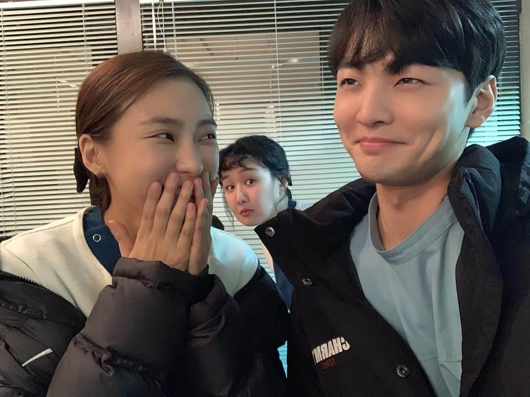 キム・ミンジェさんのインスタグラム写真 - (キム・ミンジェInstagram)「#낭만닥터김사부2  #본방사수  돌담병원 간호사져스」1月27日 18時59分 - real.be