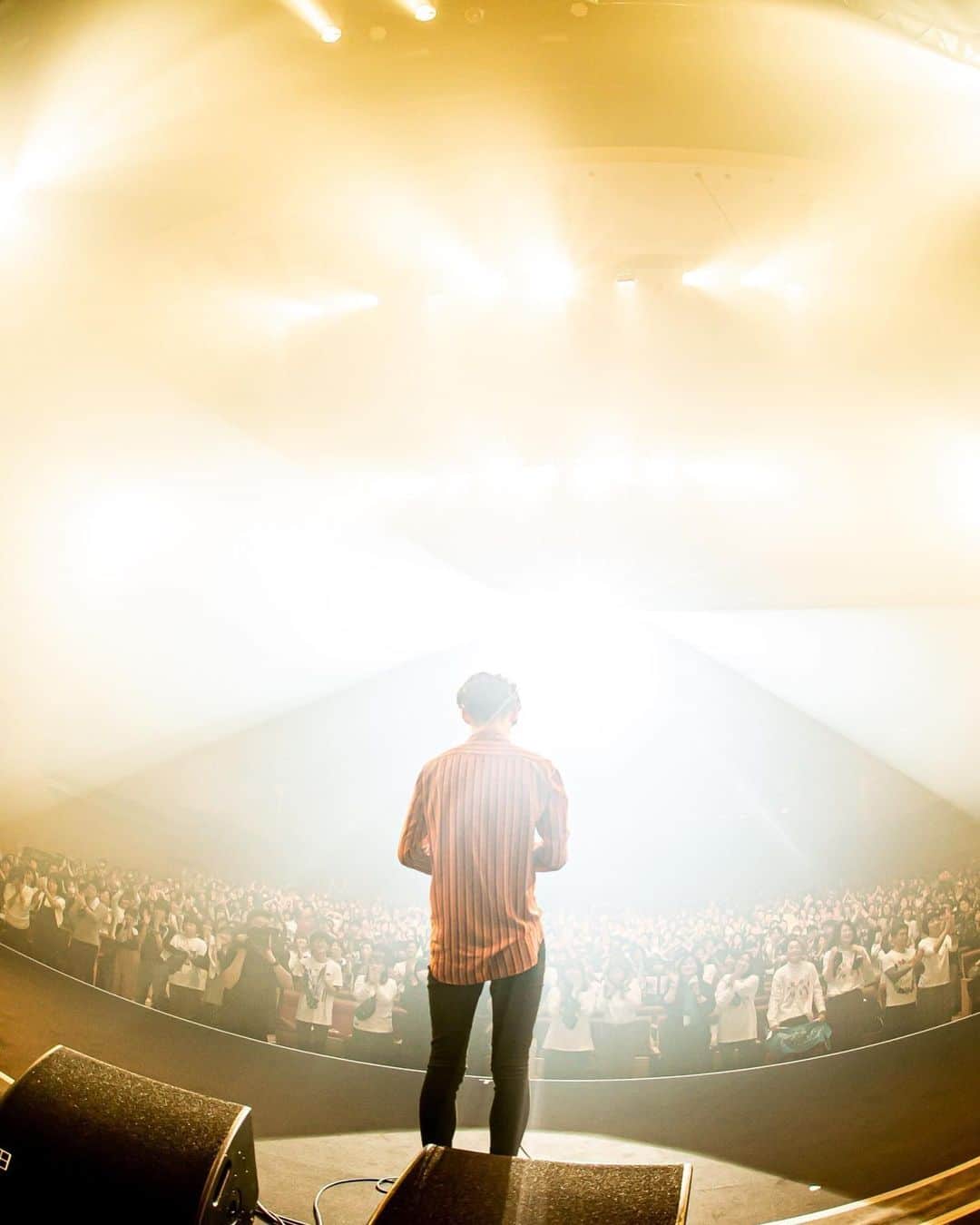 米田貴紀のインスタグラム：「楽しい事を描いて生きる夜は最高です。 show must go onやね👍 photo  by 祥子ちゃん #夜の本気ダンス  #autumnjackofseatour  #linecubeshibuya」